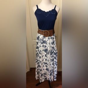 Lovely summer dainty long skirt with attached slip size Large.